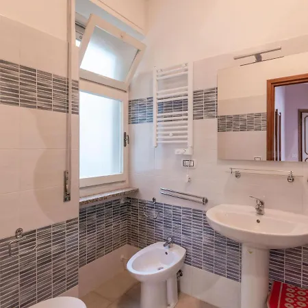 Delightful Holiday In Near Beach Сasa de vacaciones